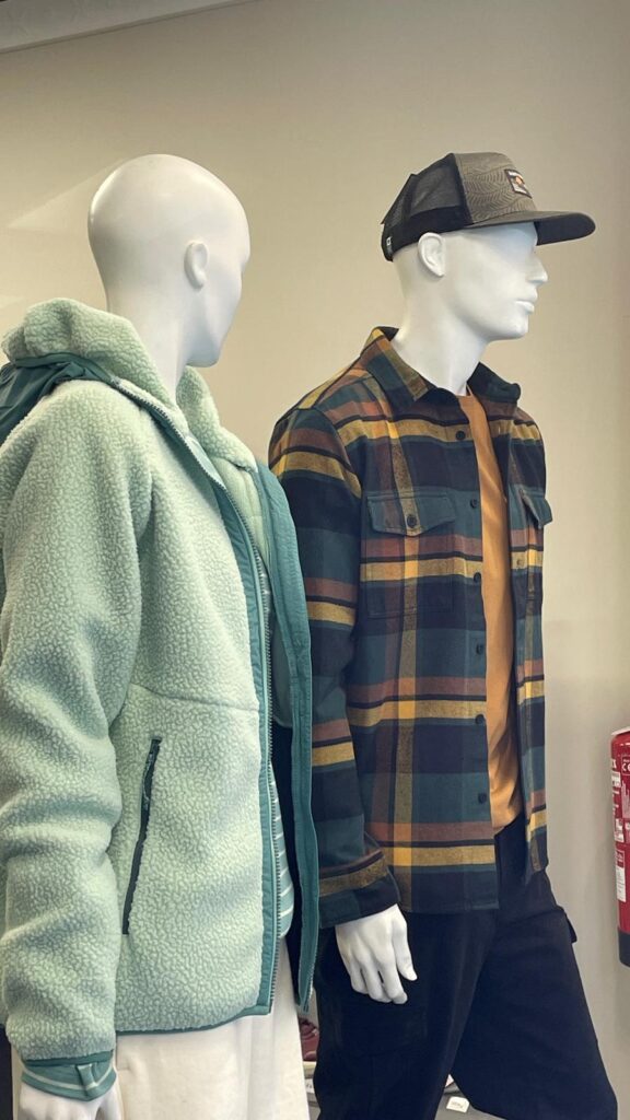 WhatsApp Image 2025-12-01 at 09.32.02(3)